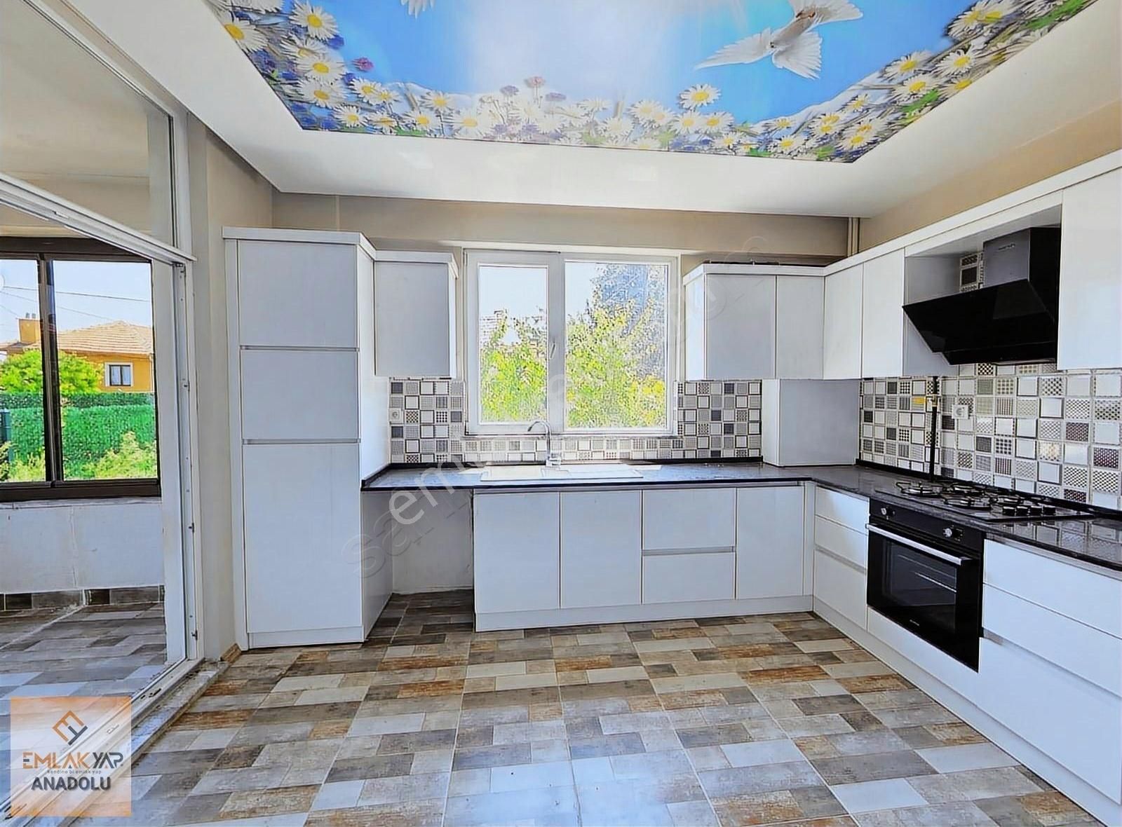 Emlakyap'tan Ateşbazıveli Mh.satılık 5+1 Villa