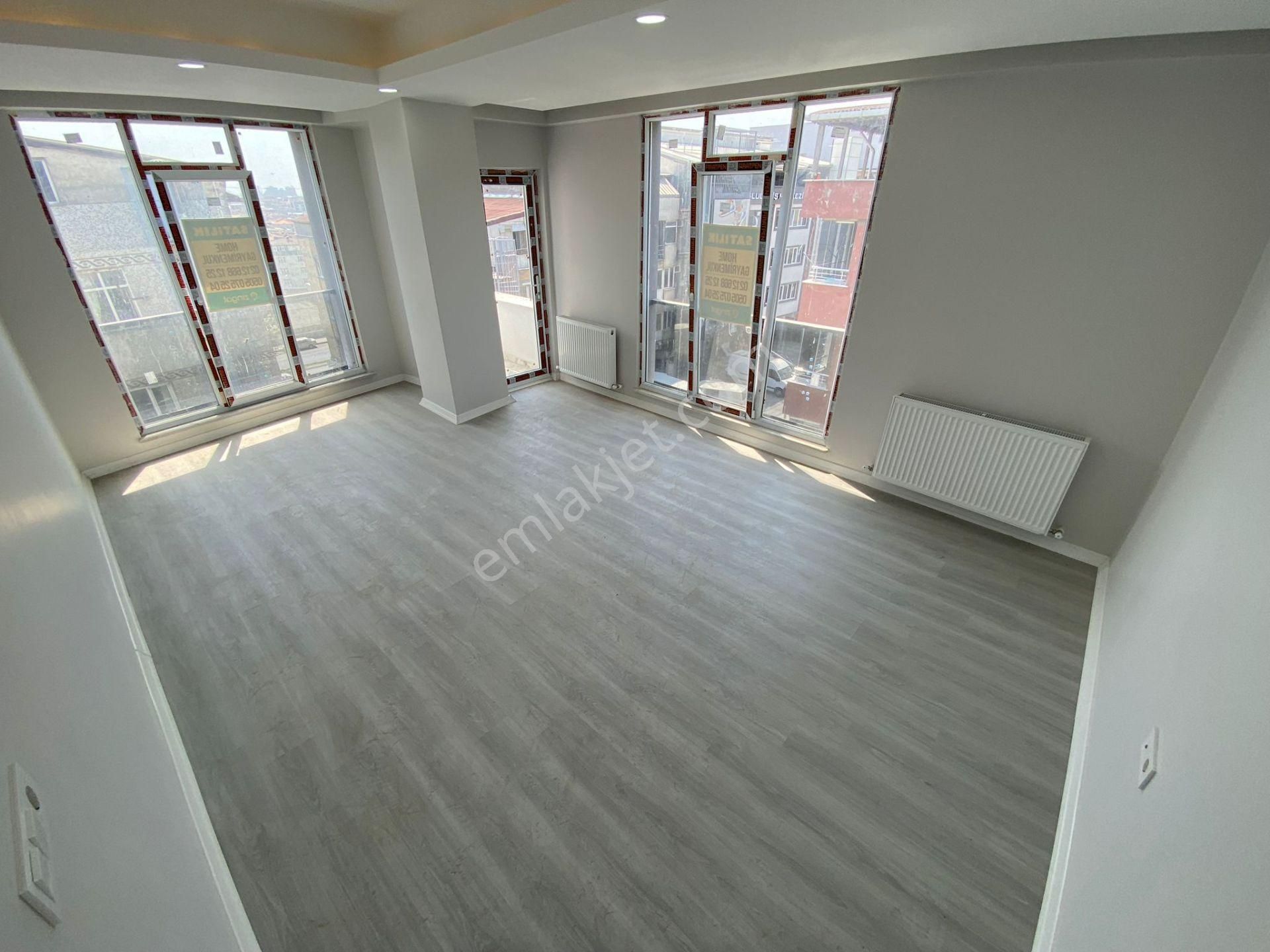 Home'dan Malkoçoğlu Mah 3+1 130m² Satılık Sıfır Köşe Başı Daire.