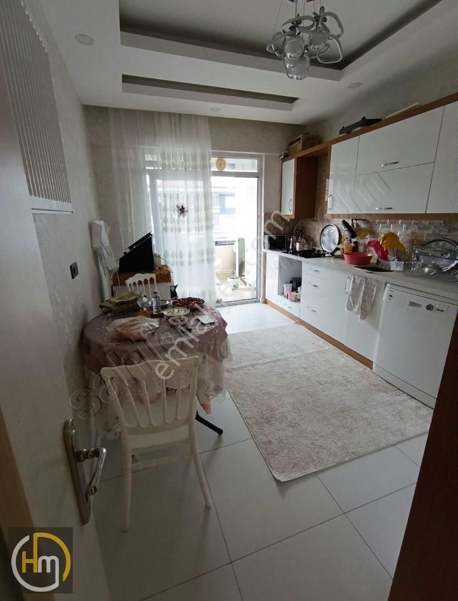 Habib Arslan'dan Göktürk'te Bakımlı,site İçi, Ara Kat 3+1 - Görsel 13