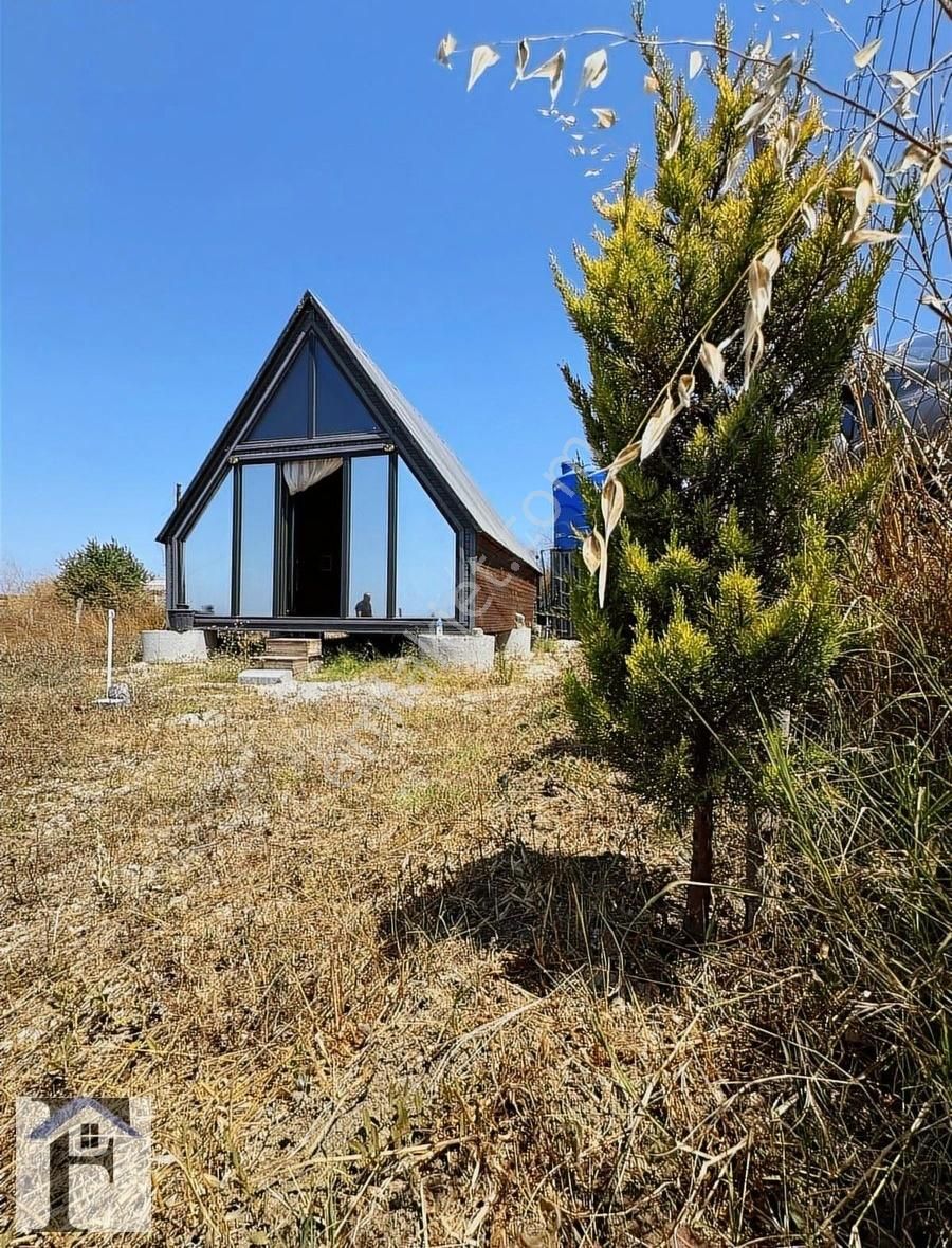 Silivri Kadıköy'de Doğa Ve Deniz Manzaralı Bahçeli Bungalow Ev