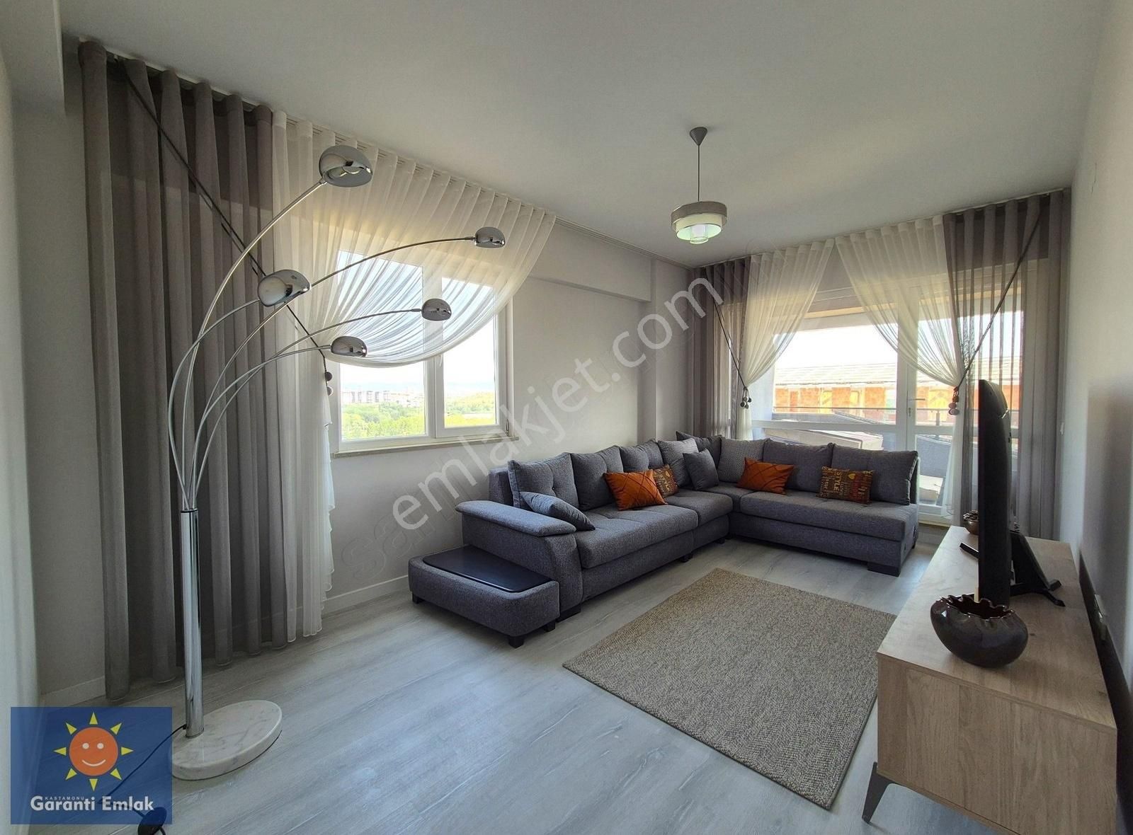Garanti Emlak'tan, Huzur Towers'ta, Teraslı, 129 M² A Clas Daire