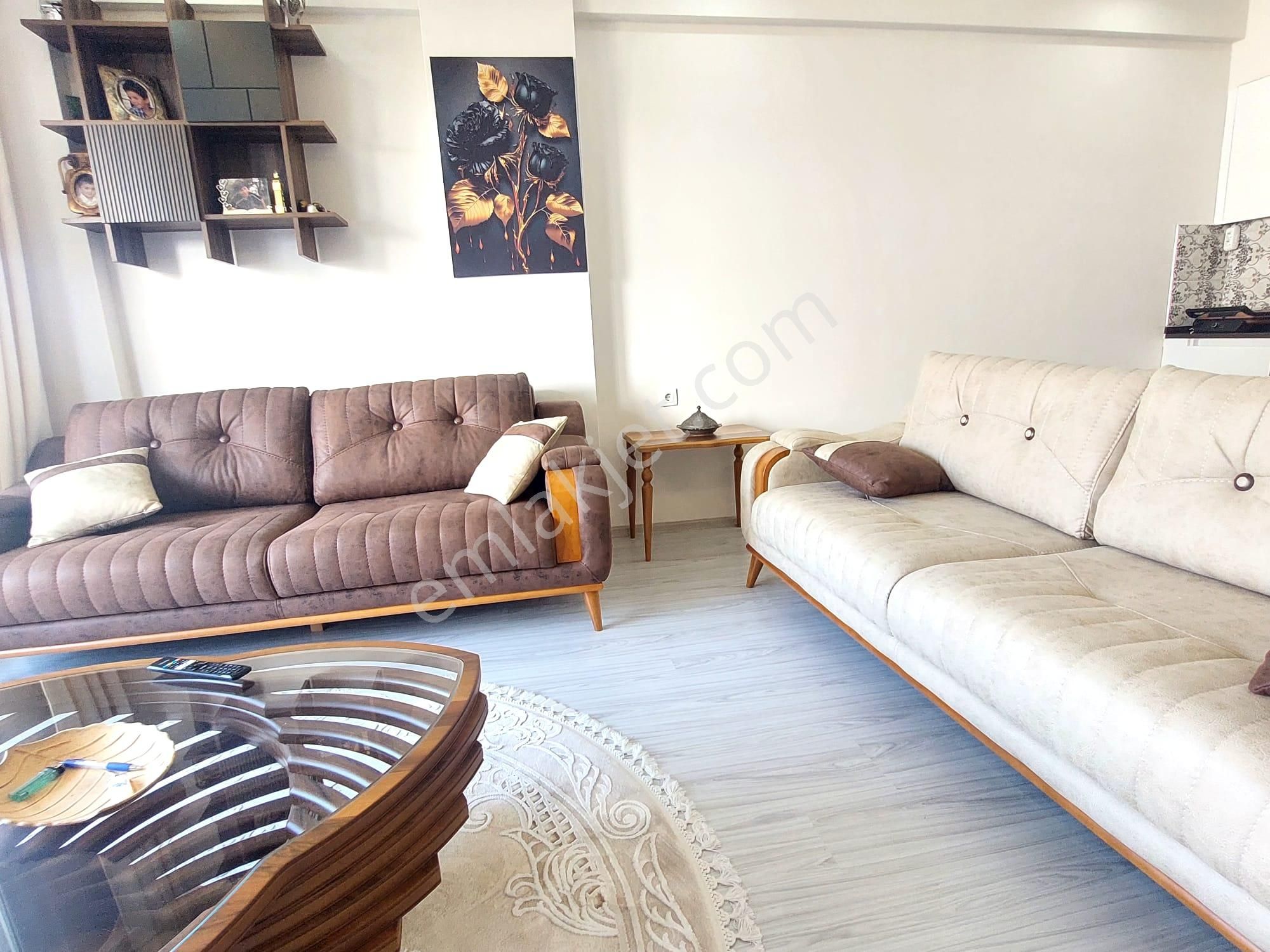 Kuşadasında Doğa İle İçiçe Ful Eşyalıve Havuzlu Sitede Geniş 2+1 Daire - Görsel 17