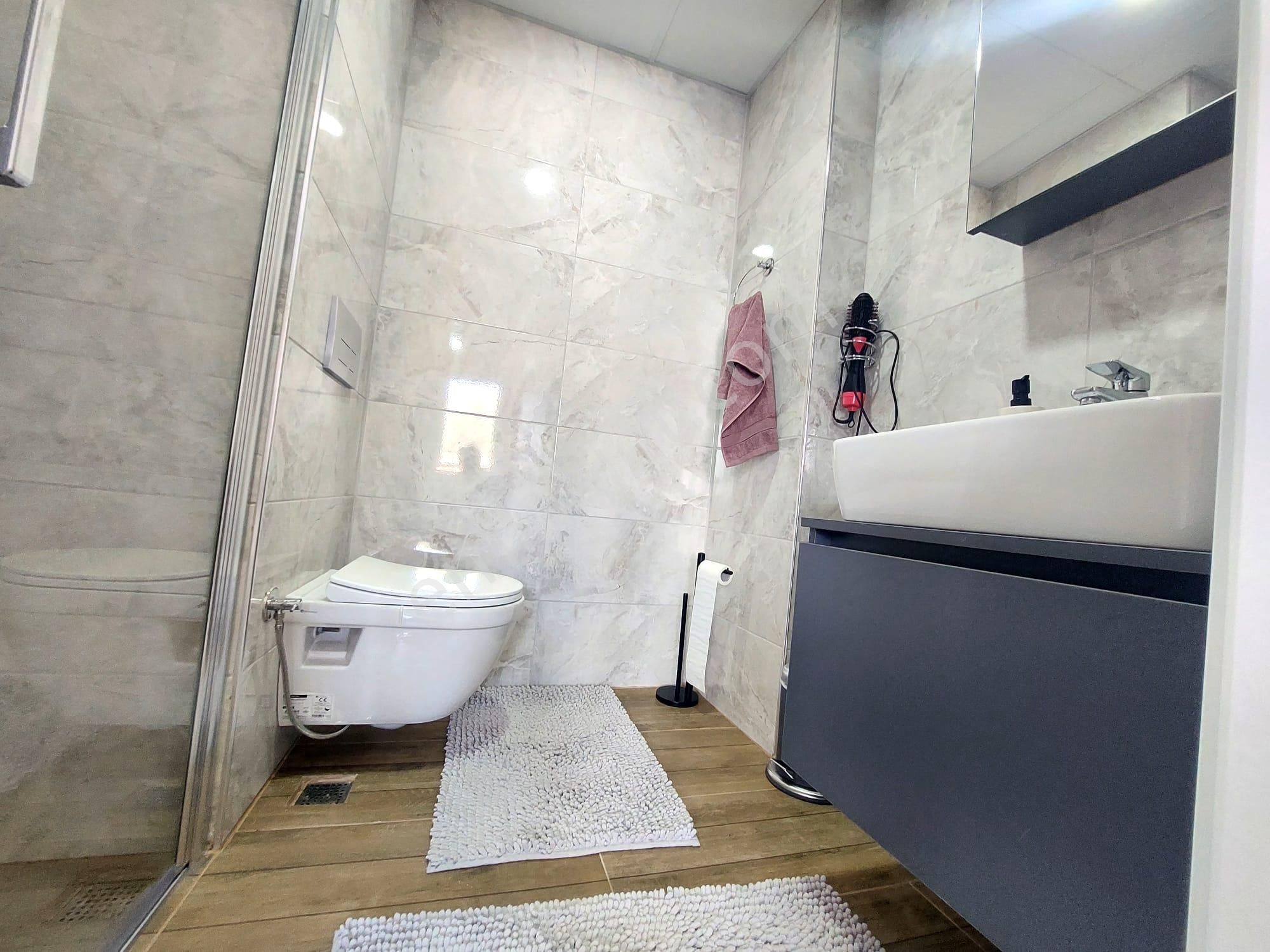 Kuşadasında Doğa İle İçiçe Ful Eşyalıve Havuzlu Sitede Geniş 2+1 Daire - Görsel 5