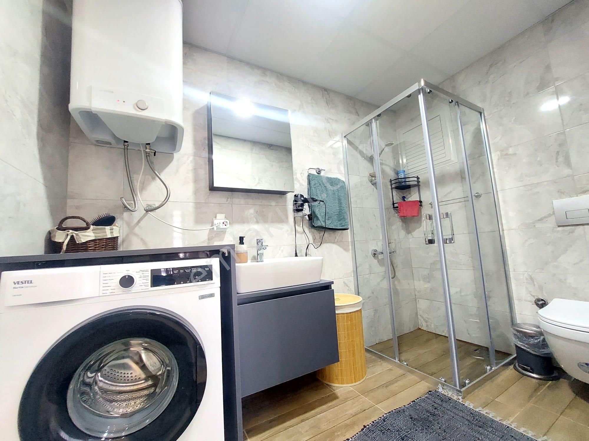 Kuşadasında Doğa İle İçiçe Ful Eşyalıve Havuzlu Sitede Geniş 2+1 Daire - Görsel 2