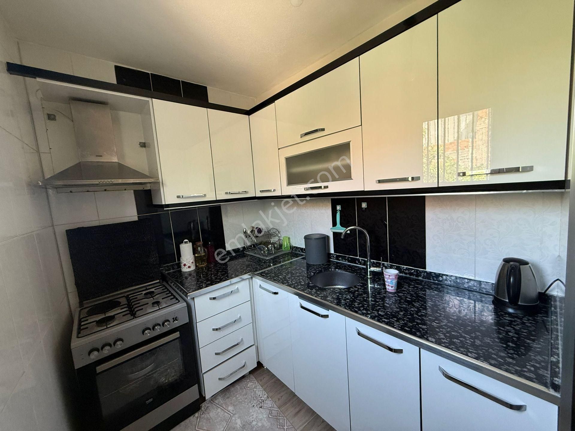 Peyas Mah. Satılık İki Katlı Ev - Görsel 9