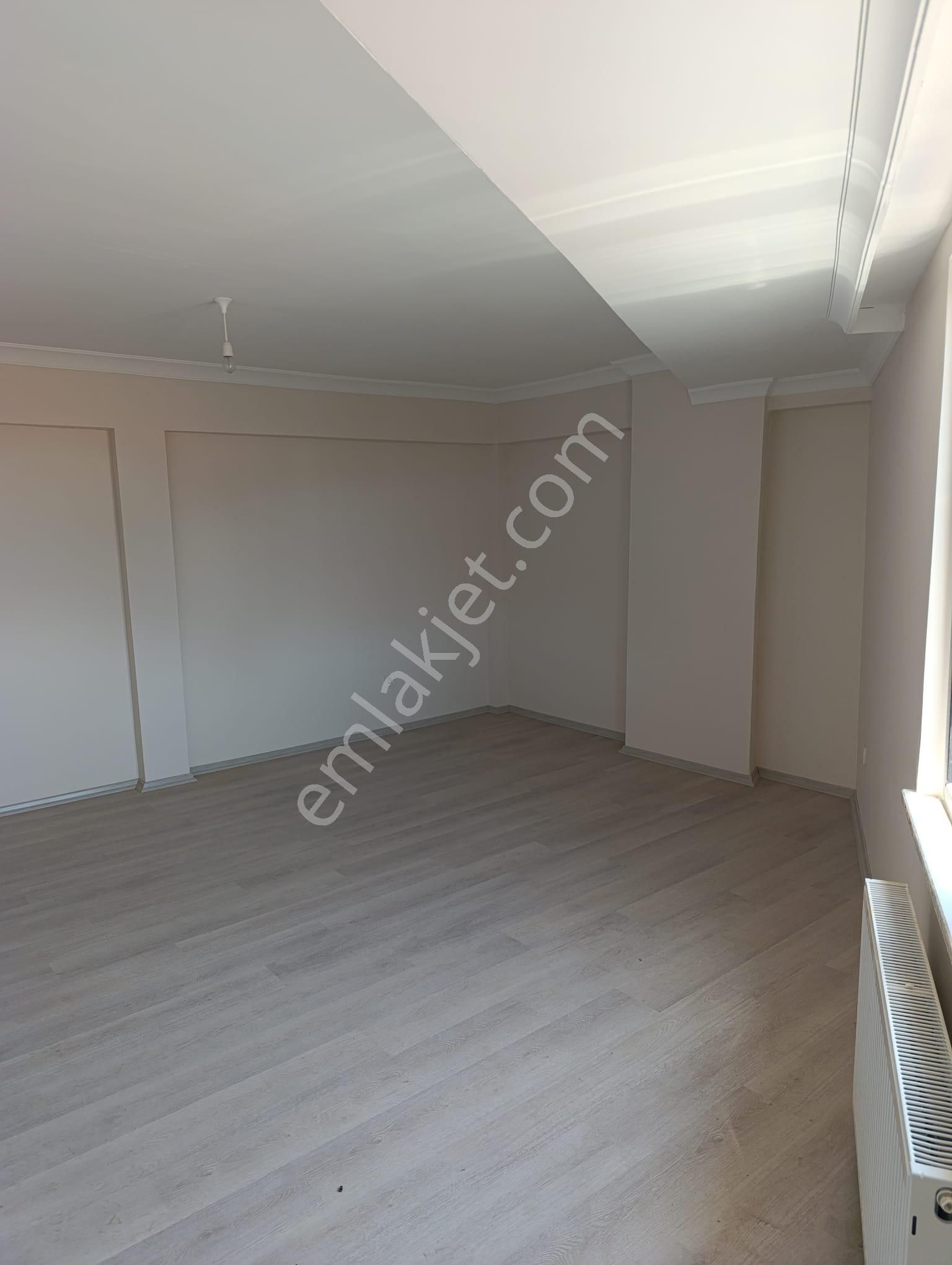 Bahcelievler Çamlık Cad.sıfır Binada 5.kat 2+1 85m2 - Görsel 11