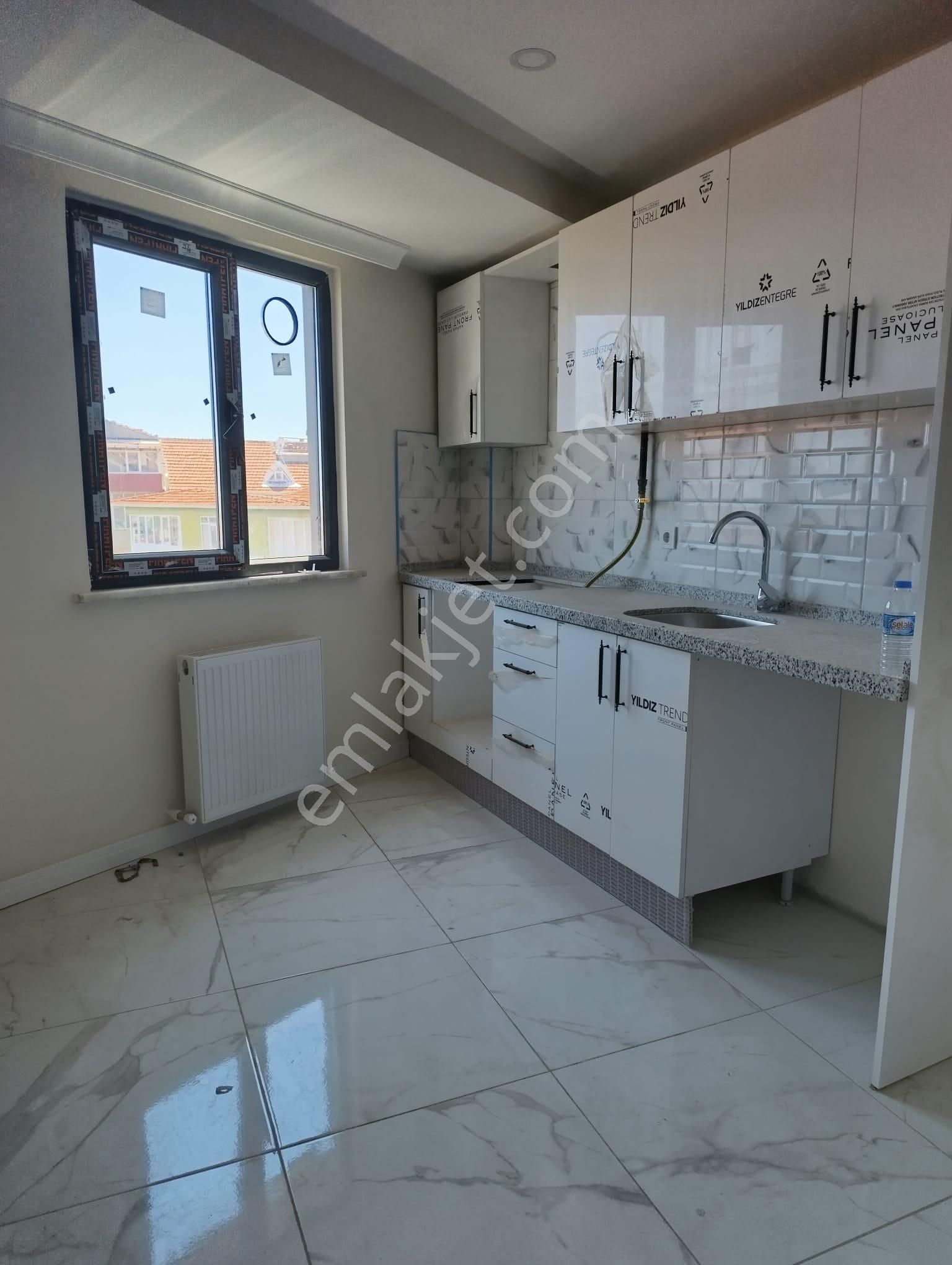 Bahcelievler Çamlık Cad.sıfır Binada 5.kat 2+1 85m2 - Görsel 4