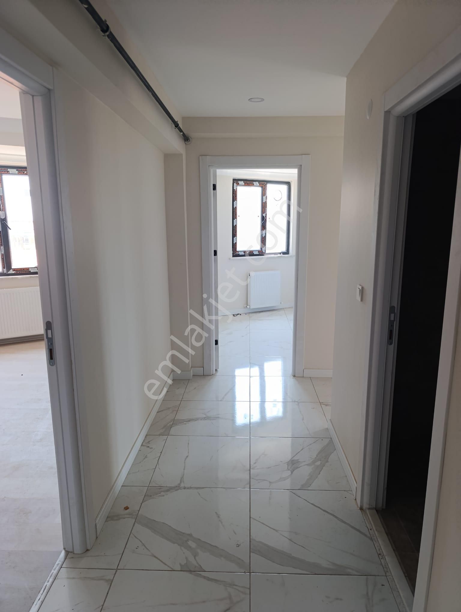 Bahcelievler Çamlık Cad.sıfır Binada 5.kat 2+1 85m2 - Görsel 6