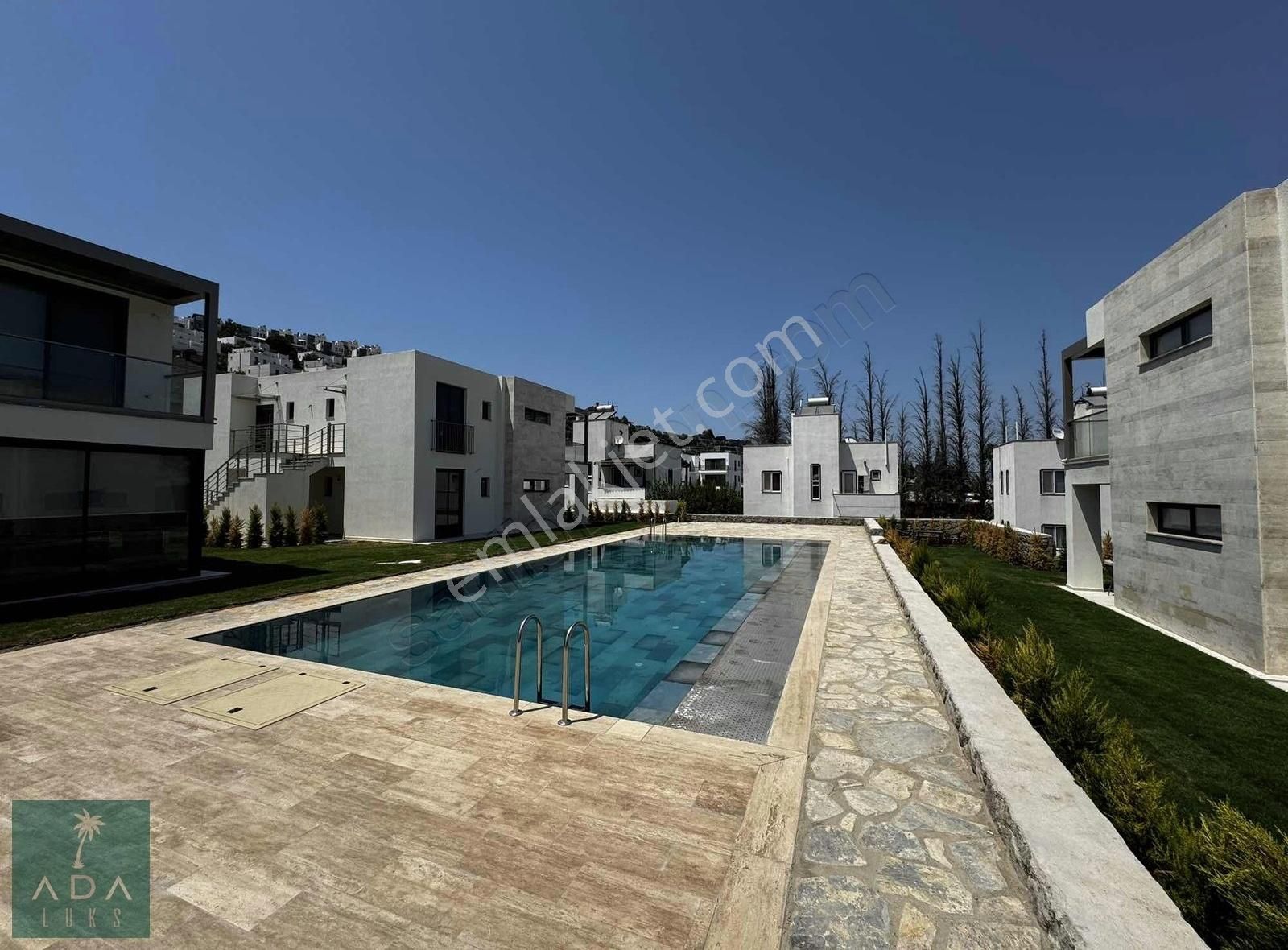 Gündoğan Küçükbük'te Düz Ayak 2+1 Üst Kat Yeni Daire