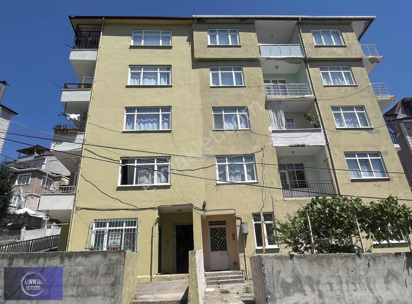 Enka'dan Derince Sırrıpaşada Uygun Satılık 2+1 Daire
