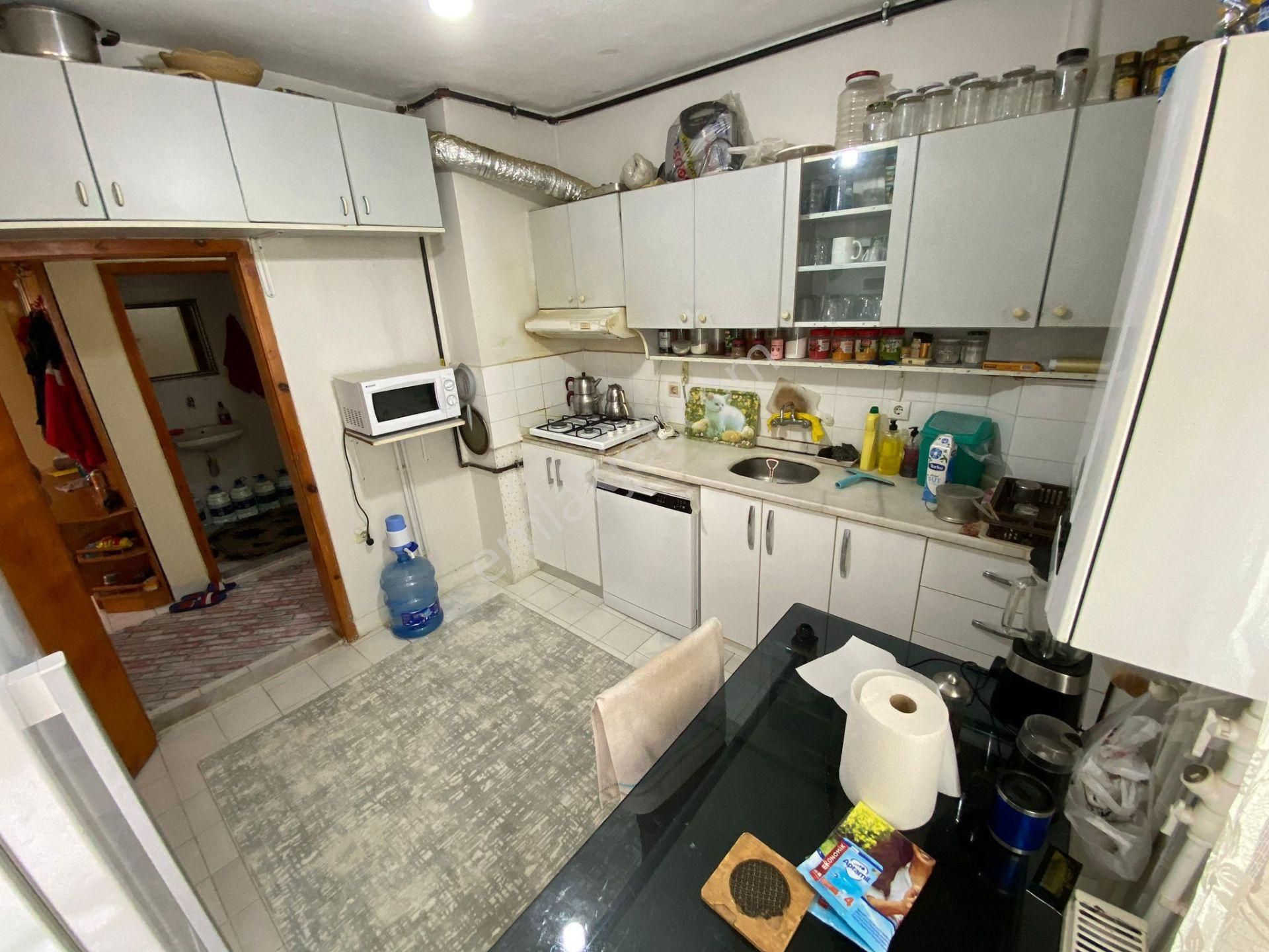 Koza Emlak'tan Andiçen Mahalesin'de Cadde Üzerinde Ara Katta Bağımsız 3+1 *daireniz Sizi Bekliyor*