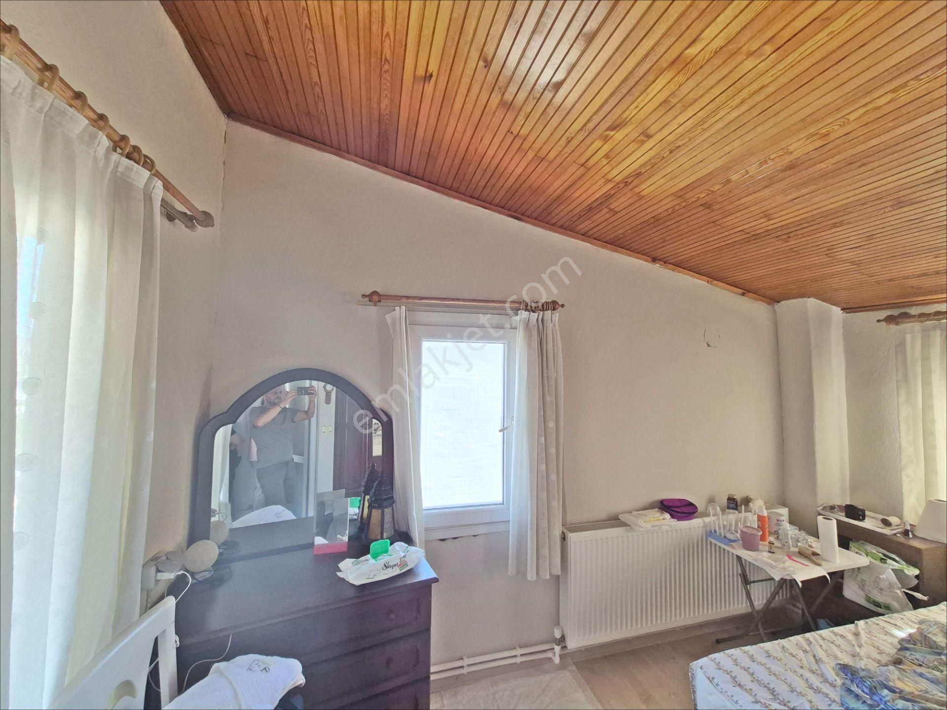 Burunucu Nda Sahile Yakın Artezyenli Satılık 4+1 Tripleks Villa - Görsel 28