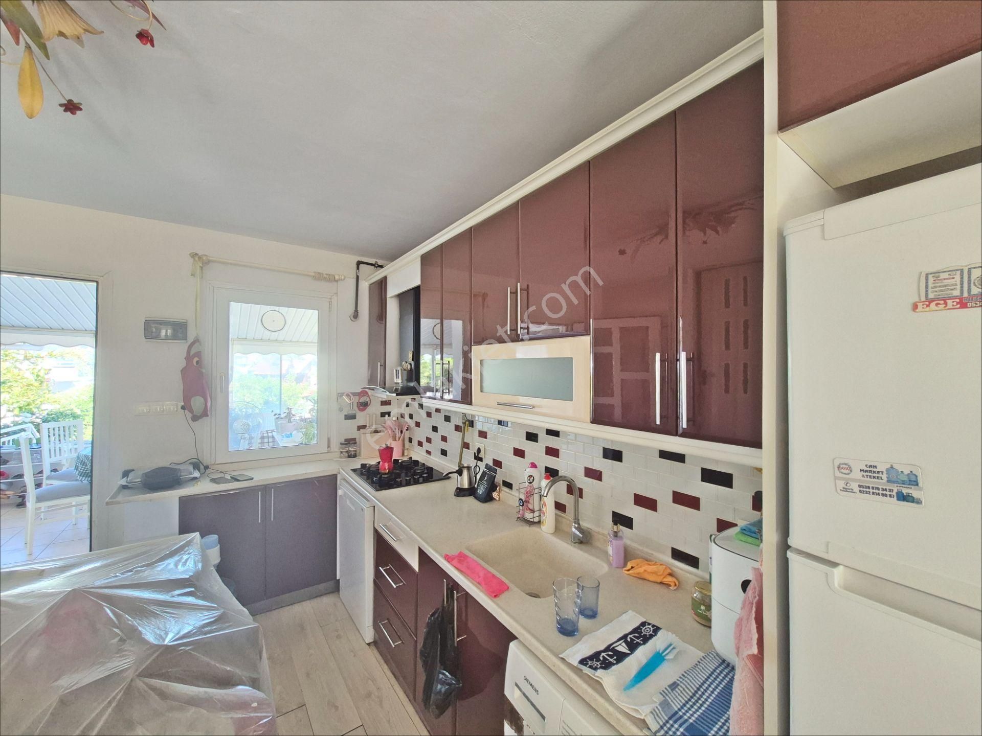 Burunucu Nda Sahile Yakın Artezyenli Satılık 4+1 Tripleks Villa - Görsel 7