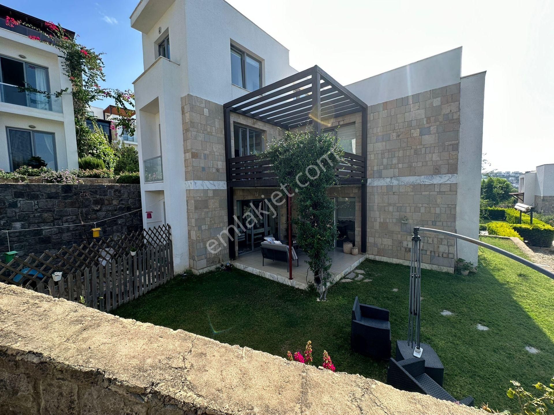 Fırsat! Küçükbük Koyunda Özel Site İçerisinde Müstakil 4+1 Villa - Görsel 22