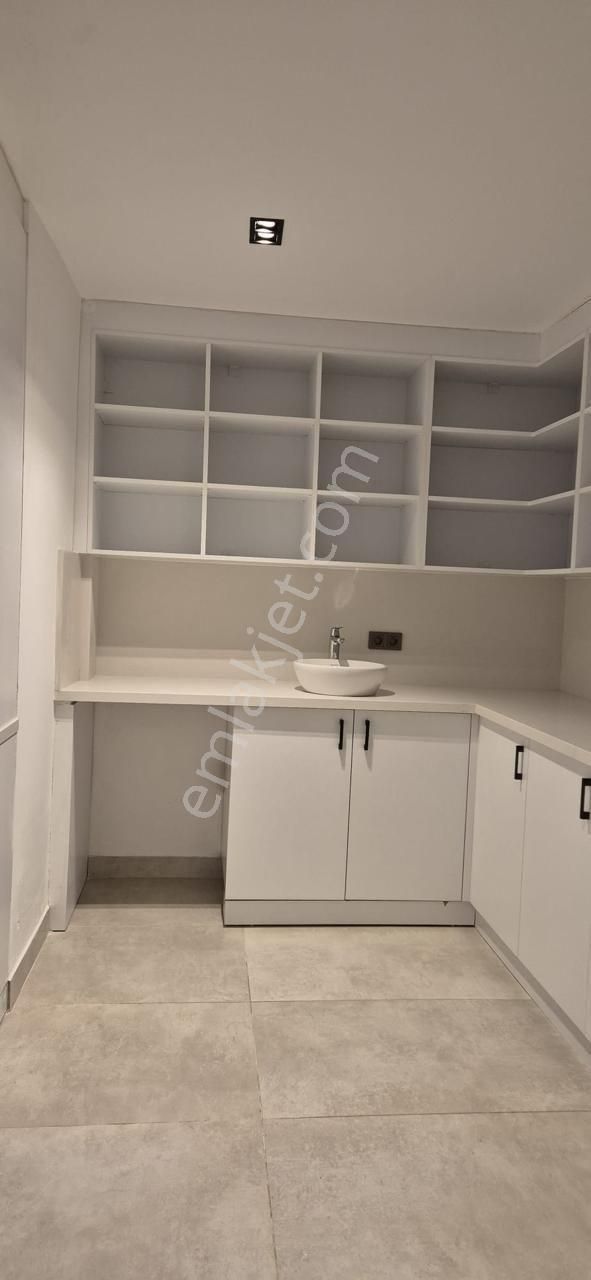 Çamyuva 'da Havuzlu Kapalı Otoparklı 4+1 Triplex Villa - Görsel 12