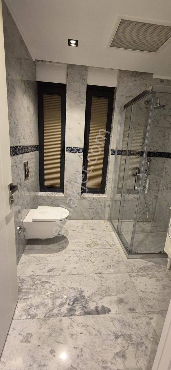 Çamyuva 'da Havuzlu Kapalı Otoparklı 4+1 Triplex Villa - Görsel 21