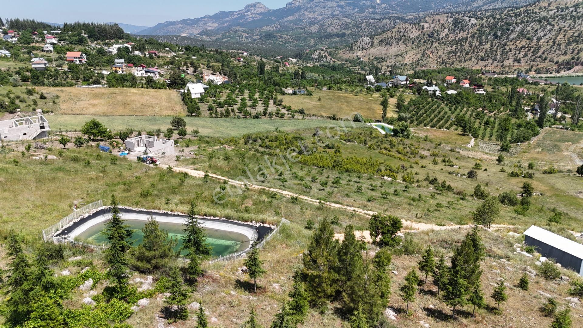 Bolkar'dan Arslanköyde 790m² Göl Manzaralı Araziler - Görsel 7