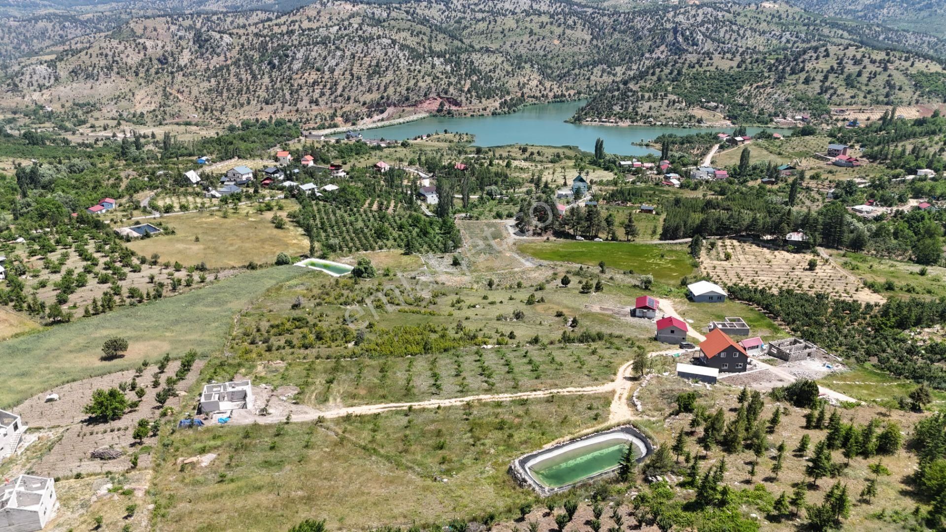 Bolkar'dan Arslanköyde 790m² Göl Manzaralı Araziler - Görsel 4