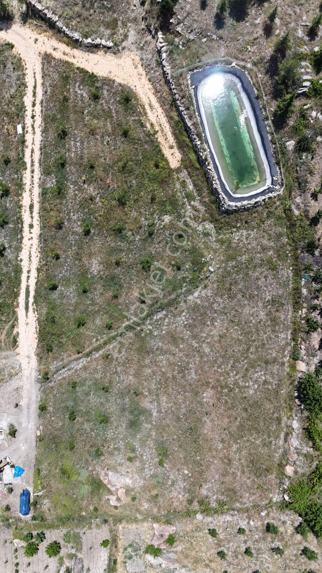 Bolkar'dan Arslanköyde 790m² Göl Manzaralı Araziler - Görsel 11