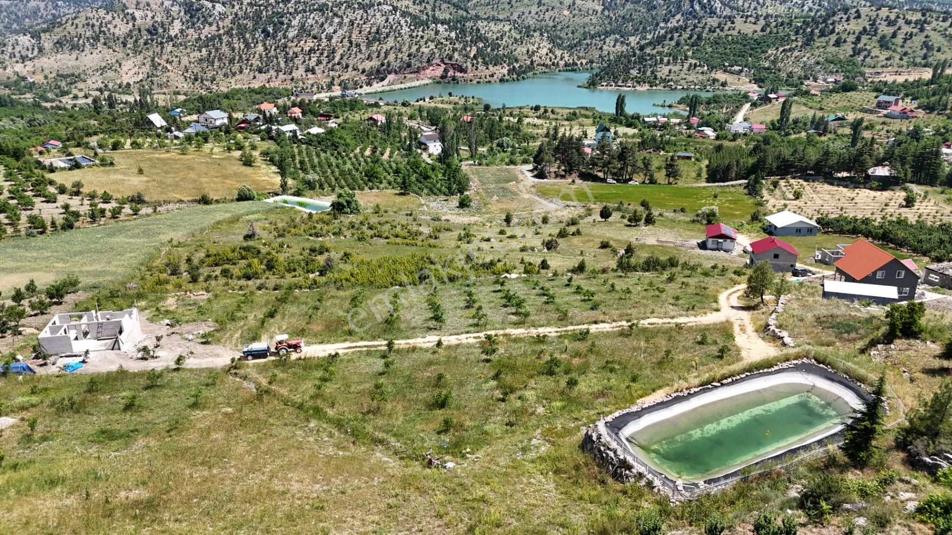 Bolkar'dan Arslanköyde 790m² Göl Manzaralı Araziler - Görsel 6