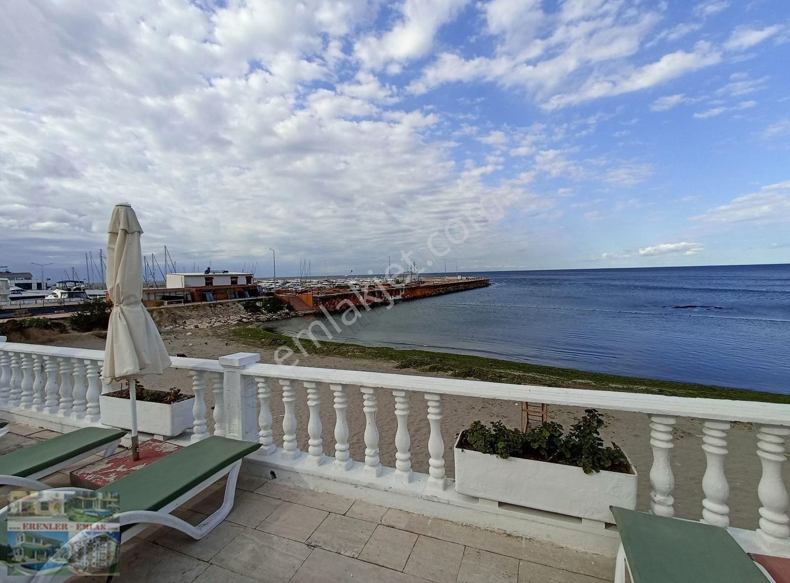 Çok Acil Denize Sıfır Villa Kent Sitesinde Deniz Manzaralı Villa - Görsel 11