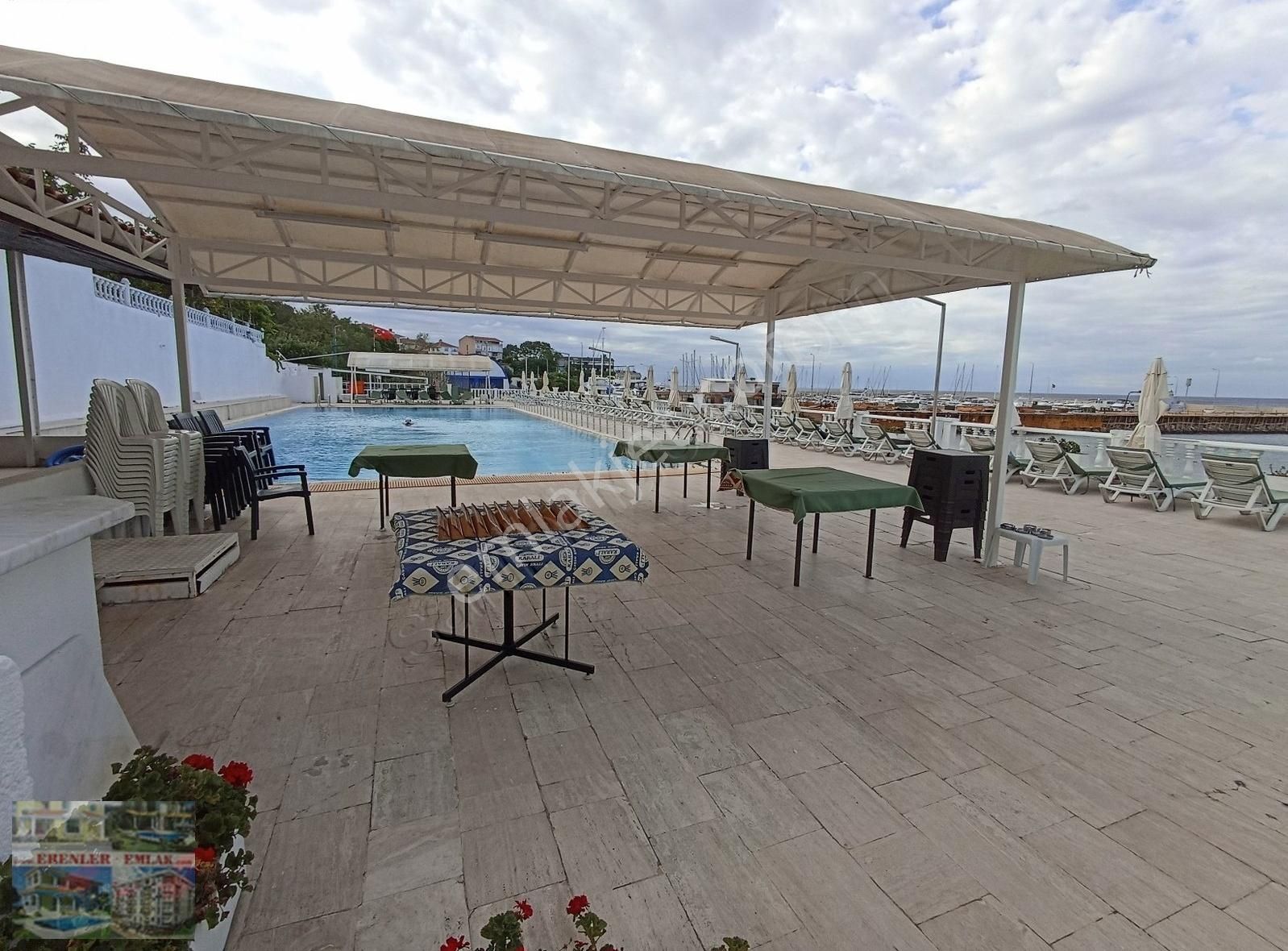 Çok Acil Denize Sıfır Villa Kent Sitesinde Deniz Manzaralı Villa - Görsel 15