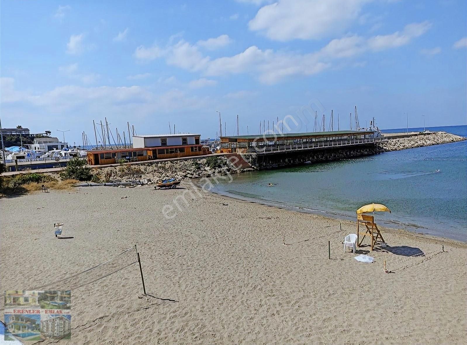 Çok Acil Denize Sıfır Villa Kent Sitesinde Deniz Manzaralı Villa - Görsel 14