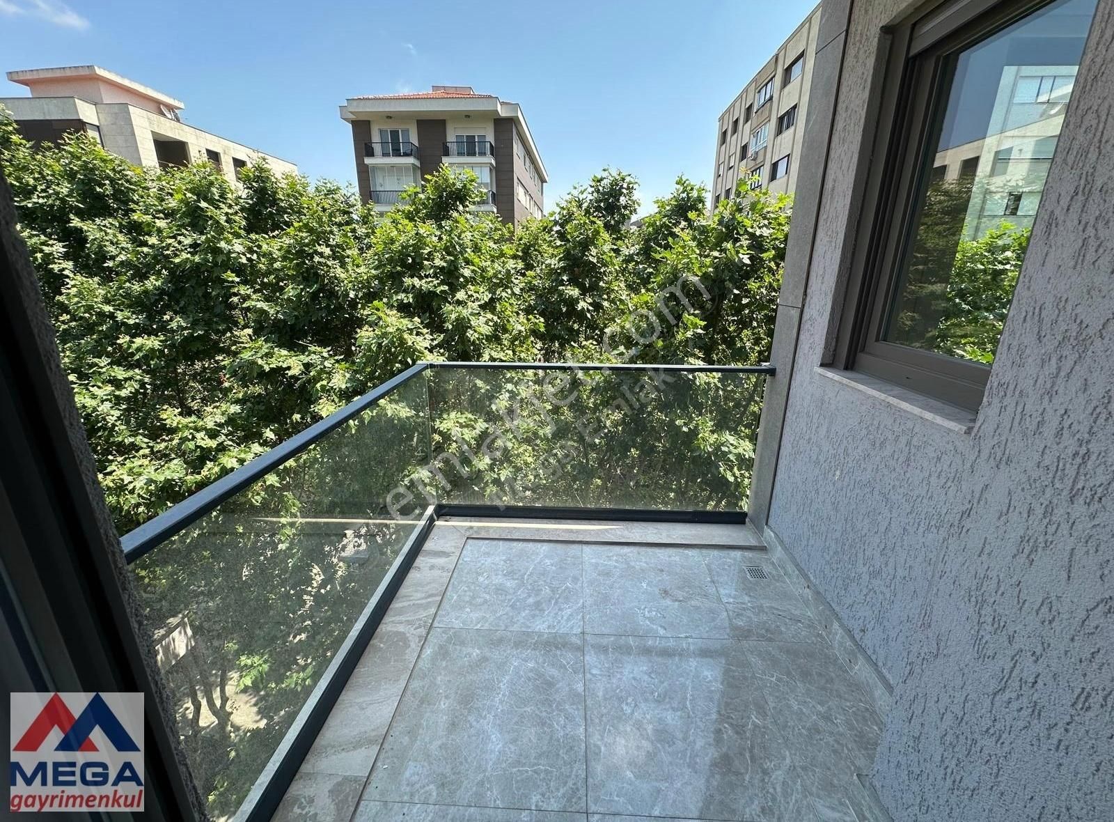 Çiftehavuzlar Büyük Kulübe Yakın 3+1 Balkonlu Satılık Daire - Görsel 6