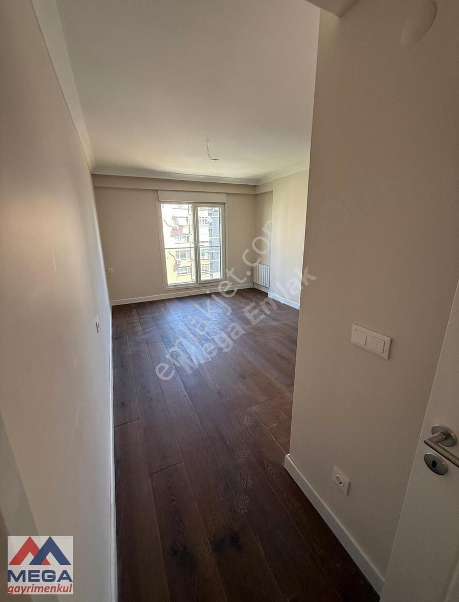 Fenerbahçe'de 4+1 Keyifli Deniz Manzaralı - Görsel 3