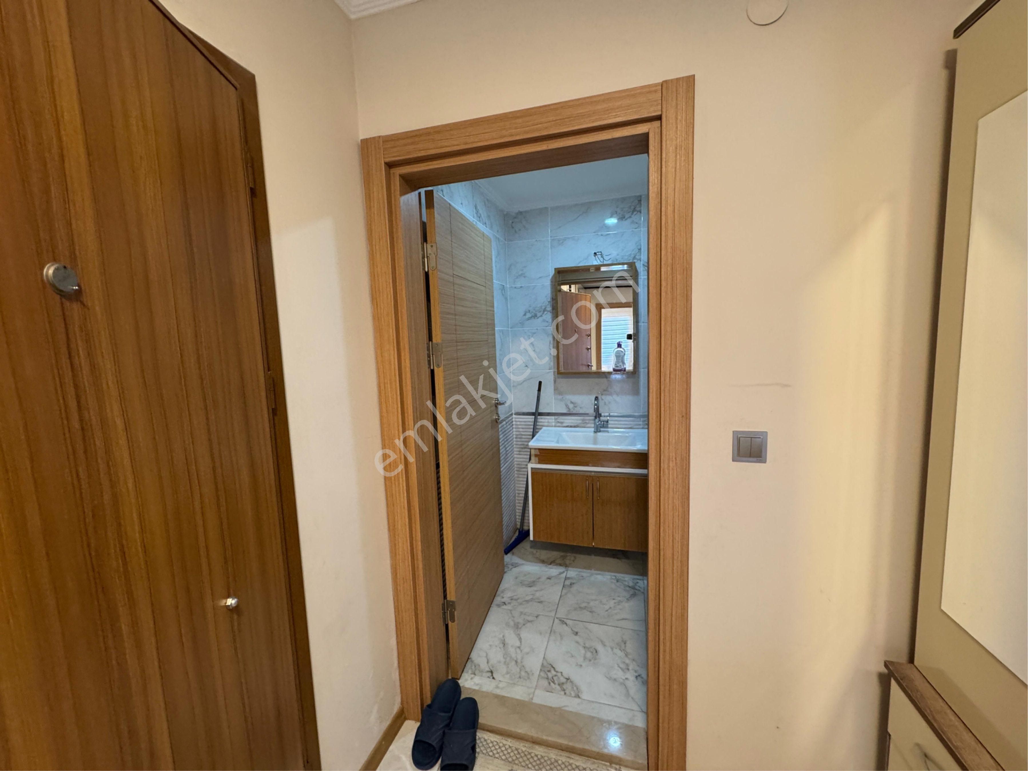 Trabzon Pelitli De Satılık Eşyalı 3+1 Daire - Görsel 25