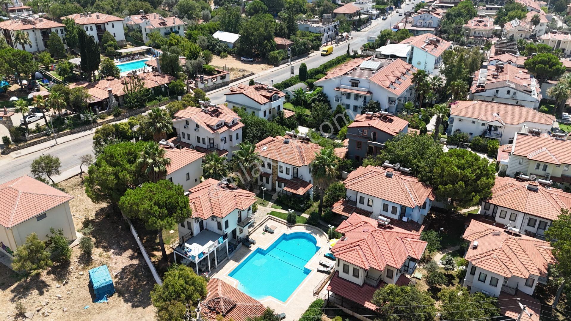 Goldhouse Dan Satılık Villa Ölüdenizde Site İçinde 4+1 - Görsel 2