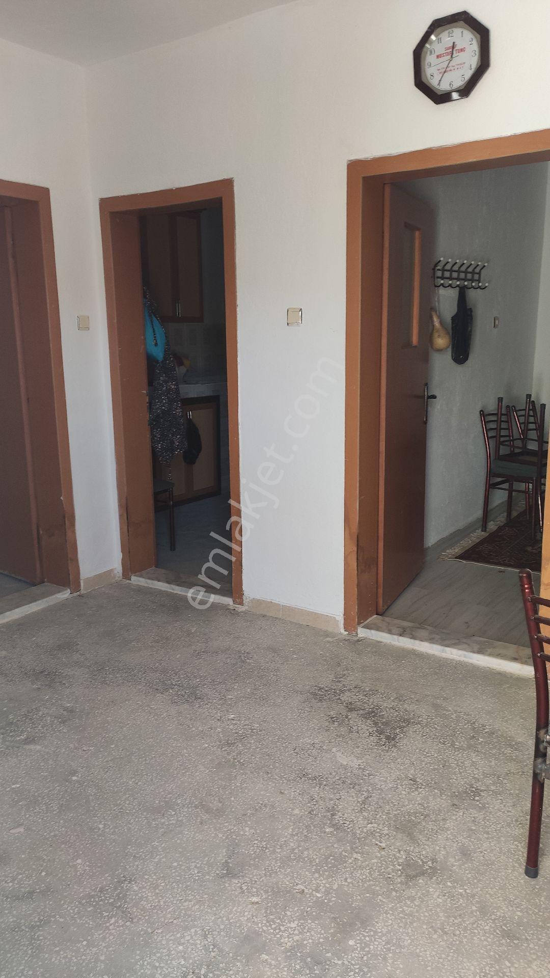 Akgedikte Karaman Yoluna Çok Yakın İki Ayrı Daire Satılık - Görsel 13