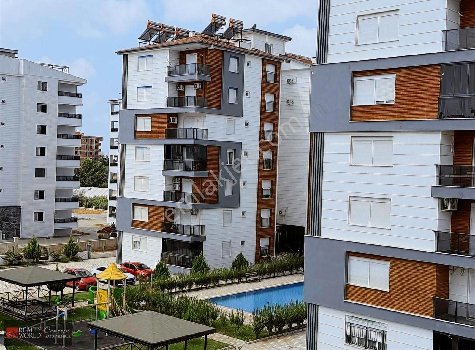 Site İçerisinde Ebeveyn Banyolu Geniş Yeni 3 + 1 Satılık Daire - Görsel 13