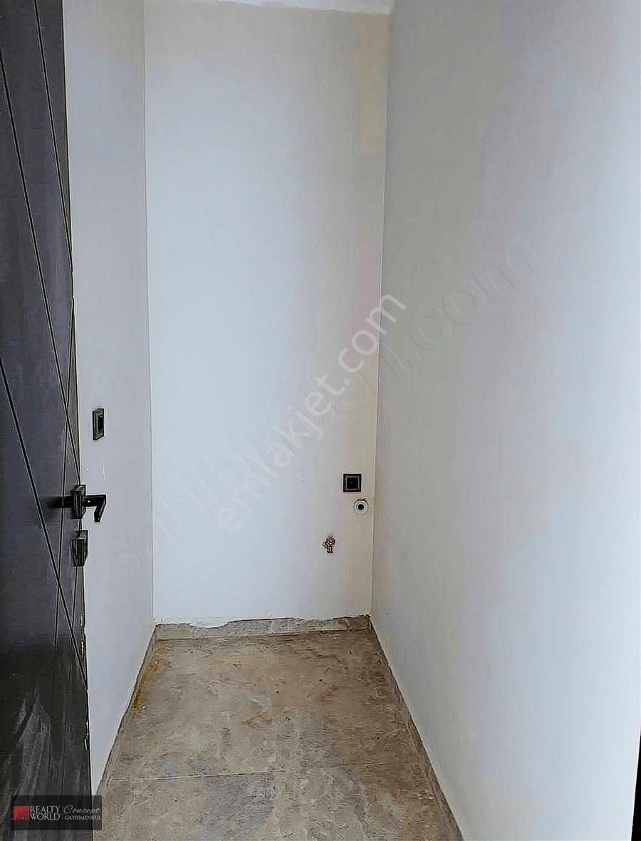 Site İçerisinde Ebeveyn Banyolu Geniş Yeni 3 + 1 Satılık Daire - Görsel 16