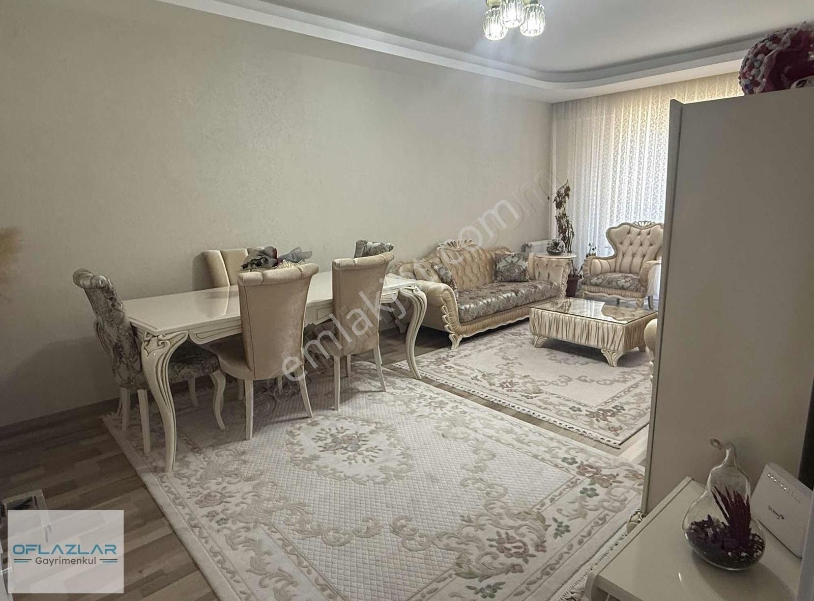 Oflazlar'dan Karakayış Cd. Yakını 3+1 Bakımlı Ara Kat Daire