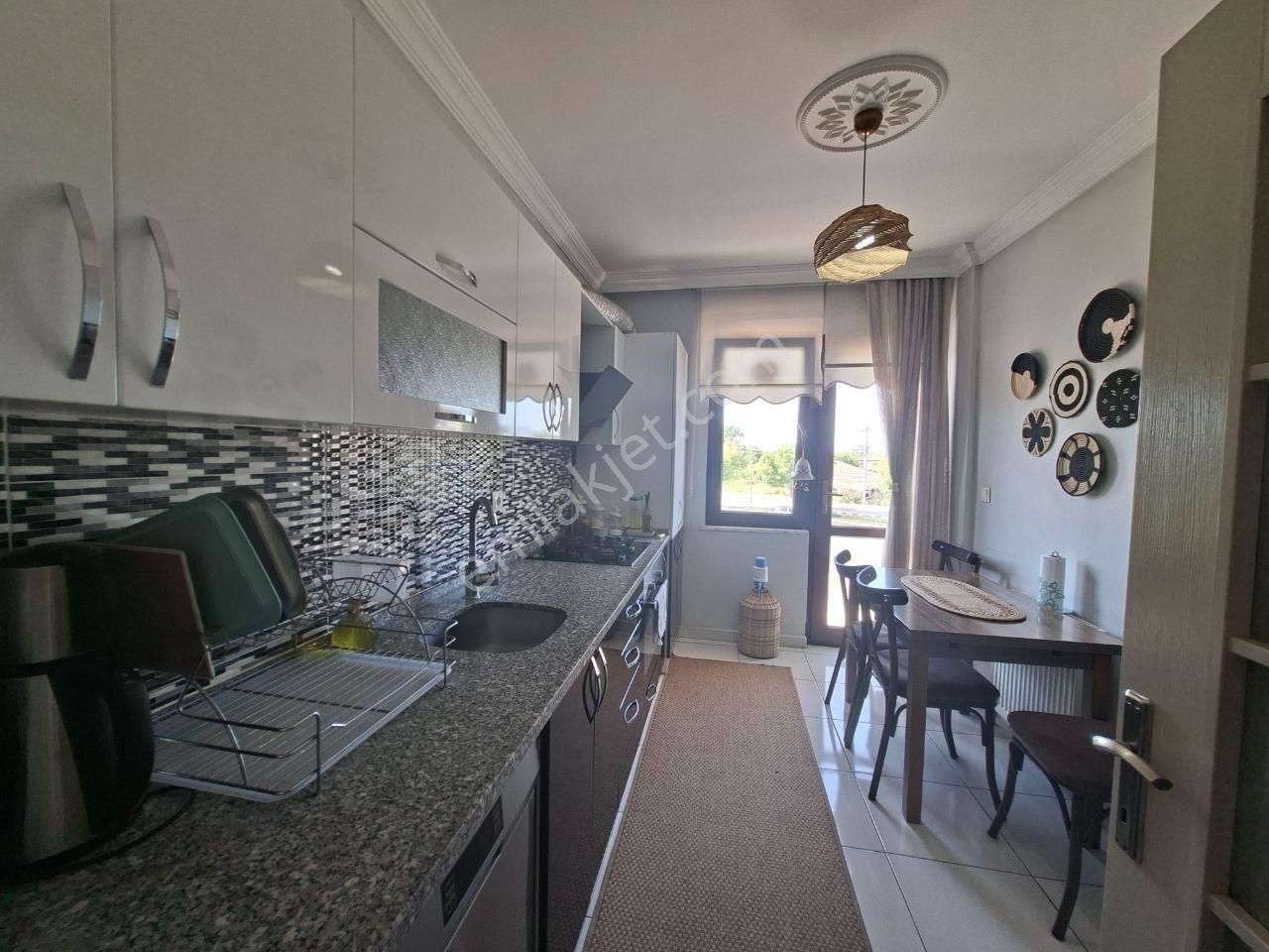 Hak Emlak'tan Koçyazı Mah.de Ana Cadde Cepheli Satılık 3+1 Daire - Görsel 6