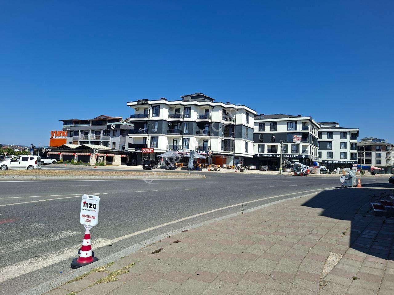 Hak Emlak'tan Koçyazı Mah.de Ana Cadde Cepheli Satılık 3+1 Daire - Görsel 22