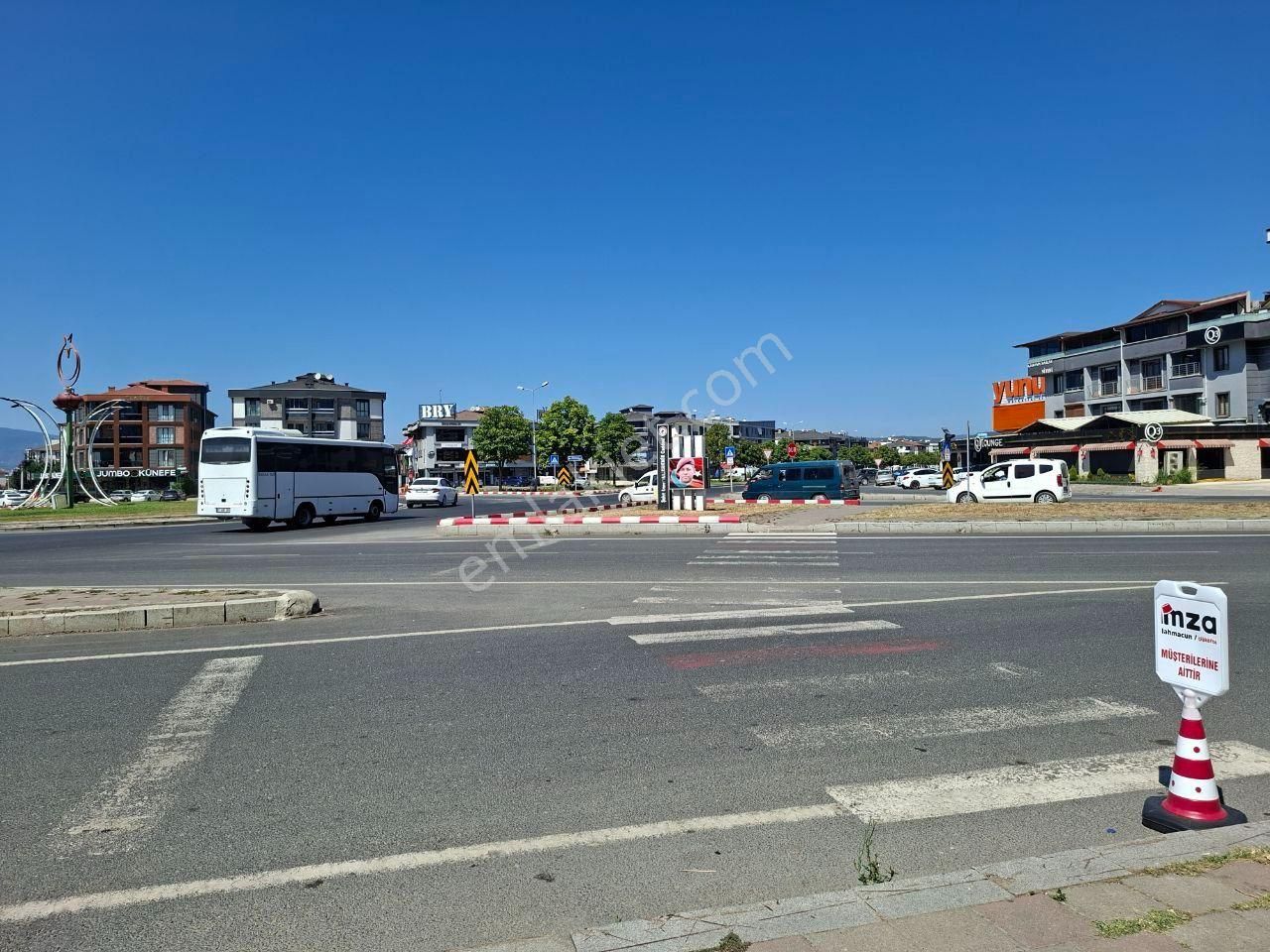 Hak Emlak'tan Koçyazı Mah.de Ana Cadde Cepheli Satılık 3+1 Daire - Görsel 21