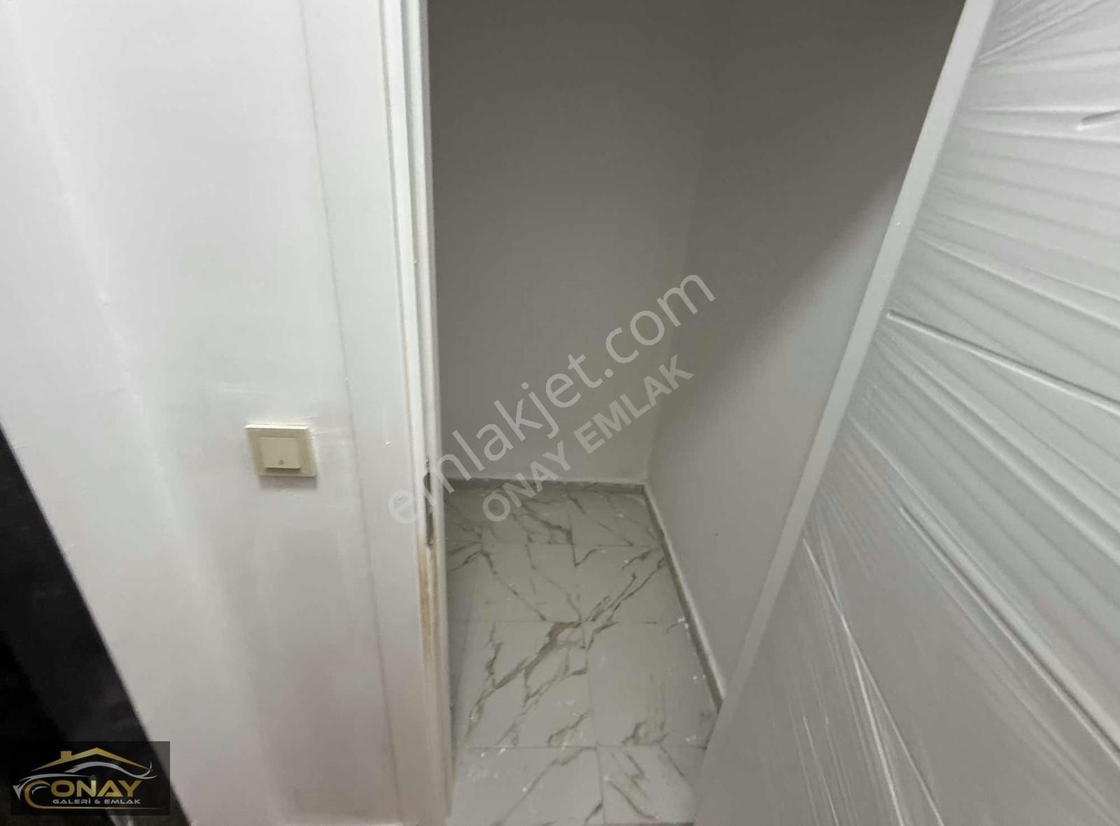 Onay Gayrimenkul' Den Kiralık 2+1 Sıfır Daire