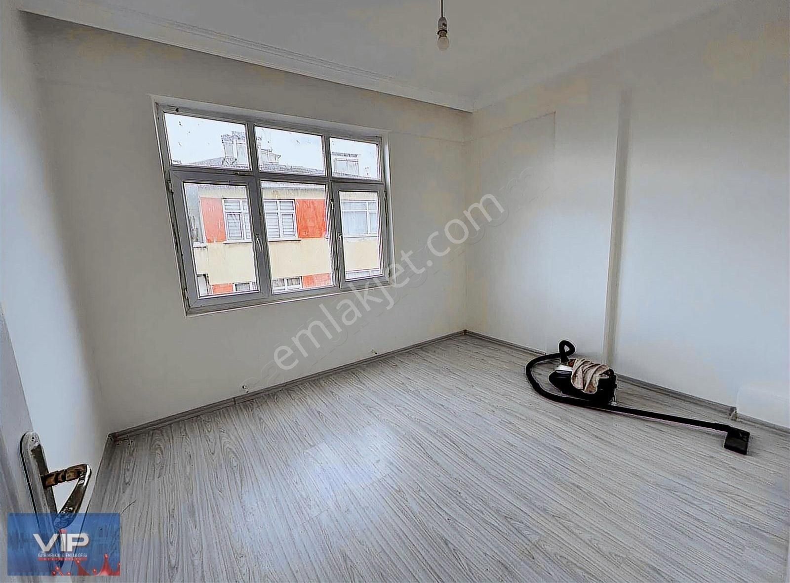 Vip Real Estate Yalı Mah. Merkezi Konumda Fırsat 2+1 Daire - Görsel 17