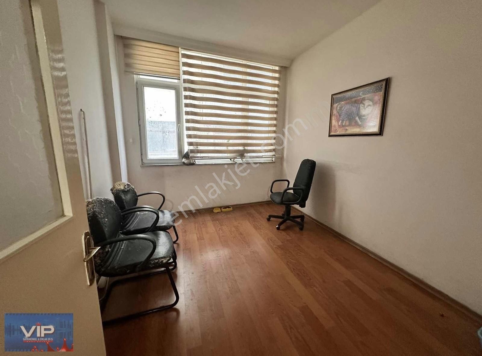 Vip Real Estate Pazarkapı Mah. Merkezi Konumda Fırsat 2+1 Daire - Görsel 3