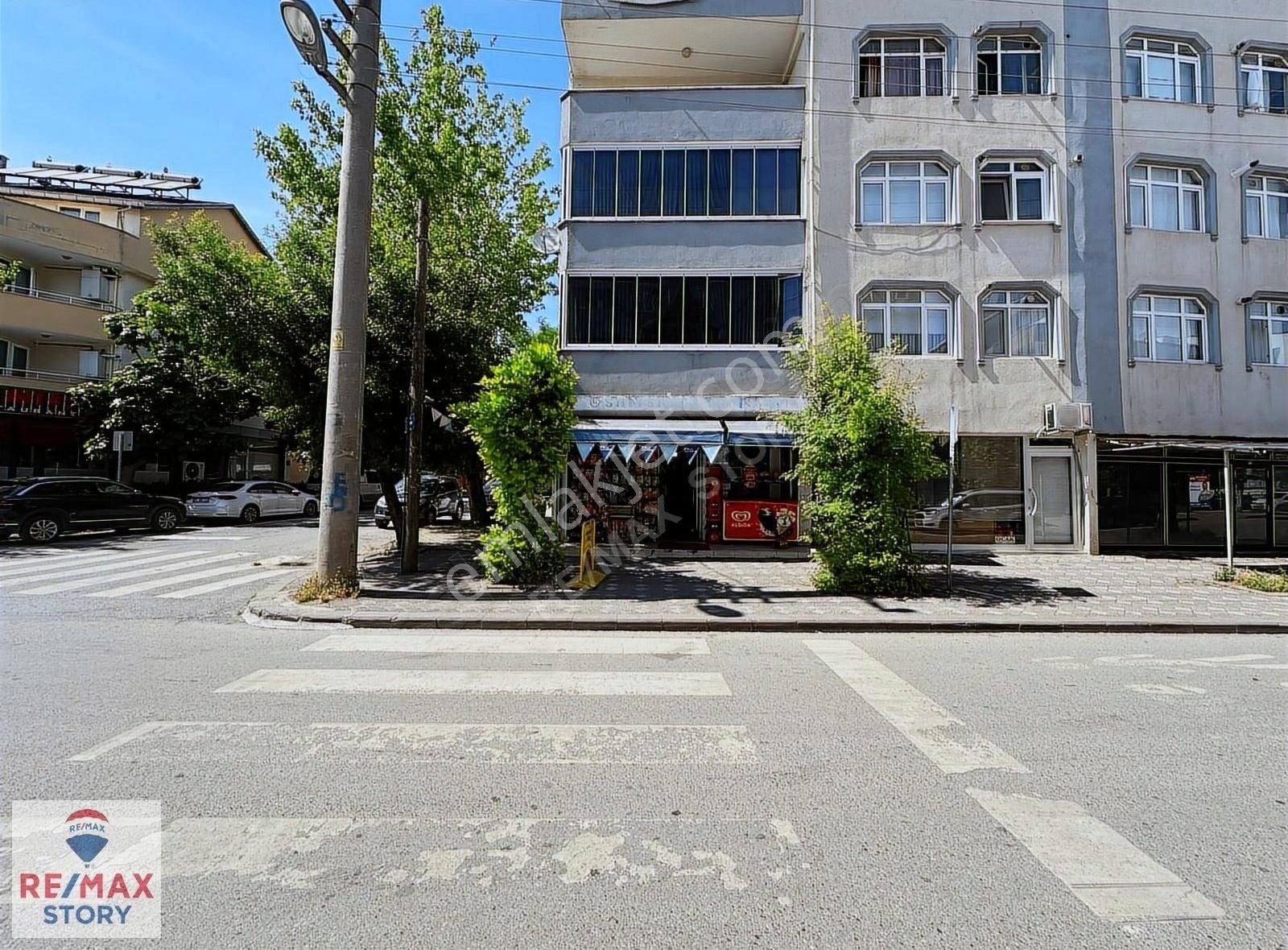 Gebze Sultan Orhan Mah Kışla Cad Üzerinde Satılık Köşe Dükkan - Görsel 12