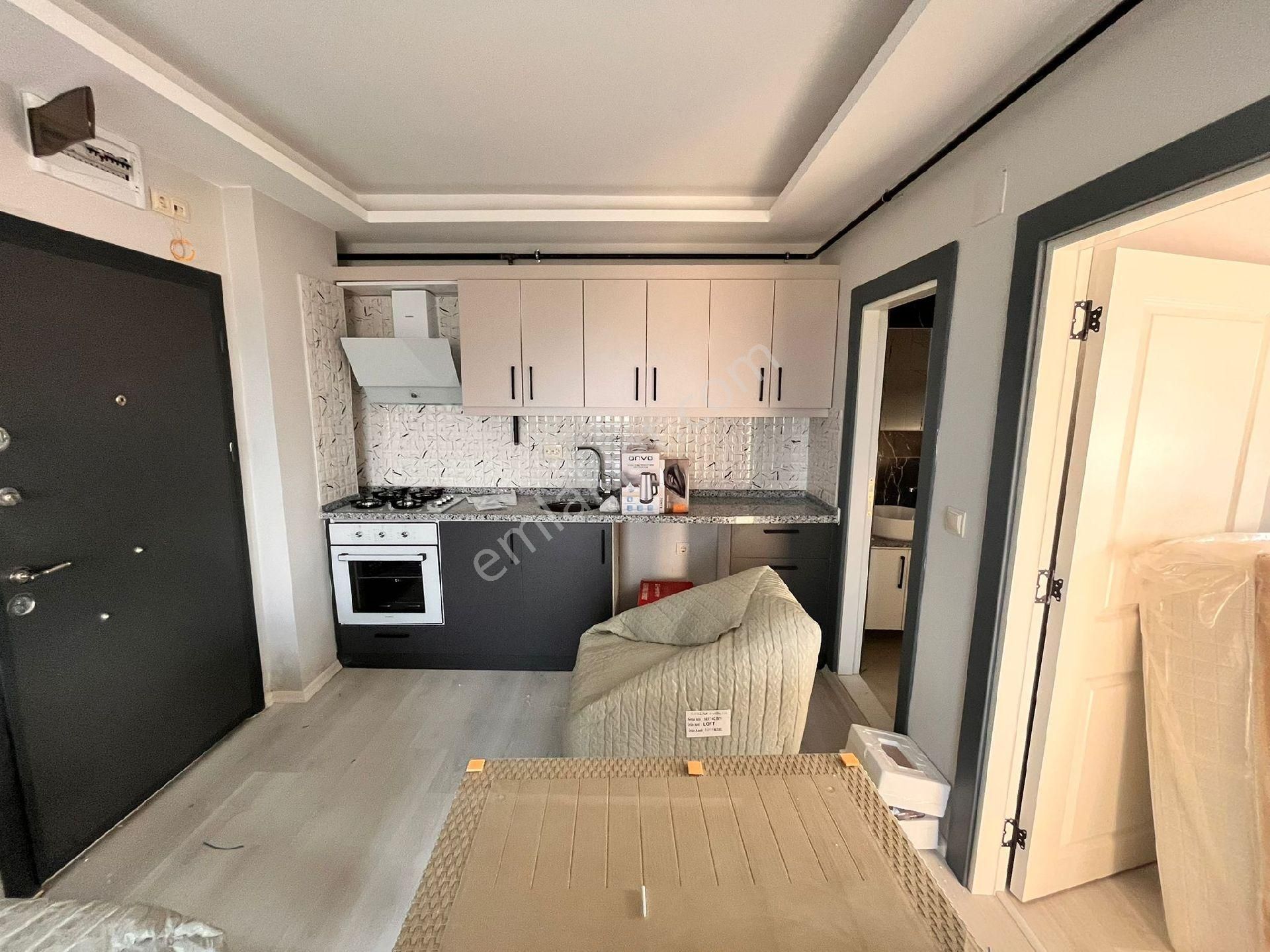 Ra Gayrimenkul Takbaş Mh.üniversite Civarı Eşyalı Kiralık 1+1 Daire