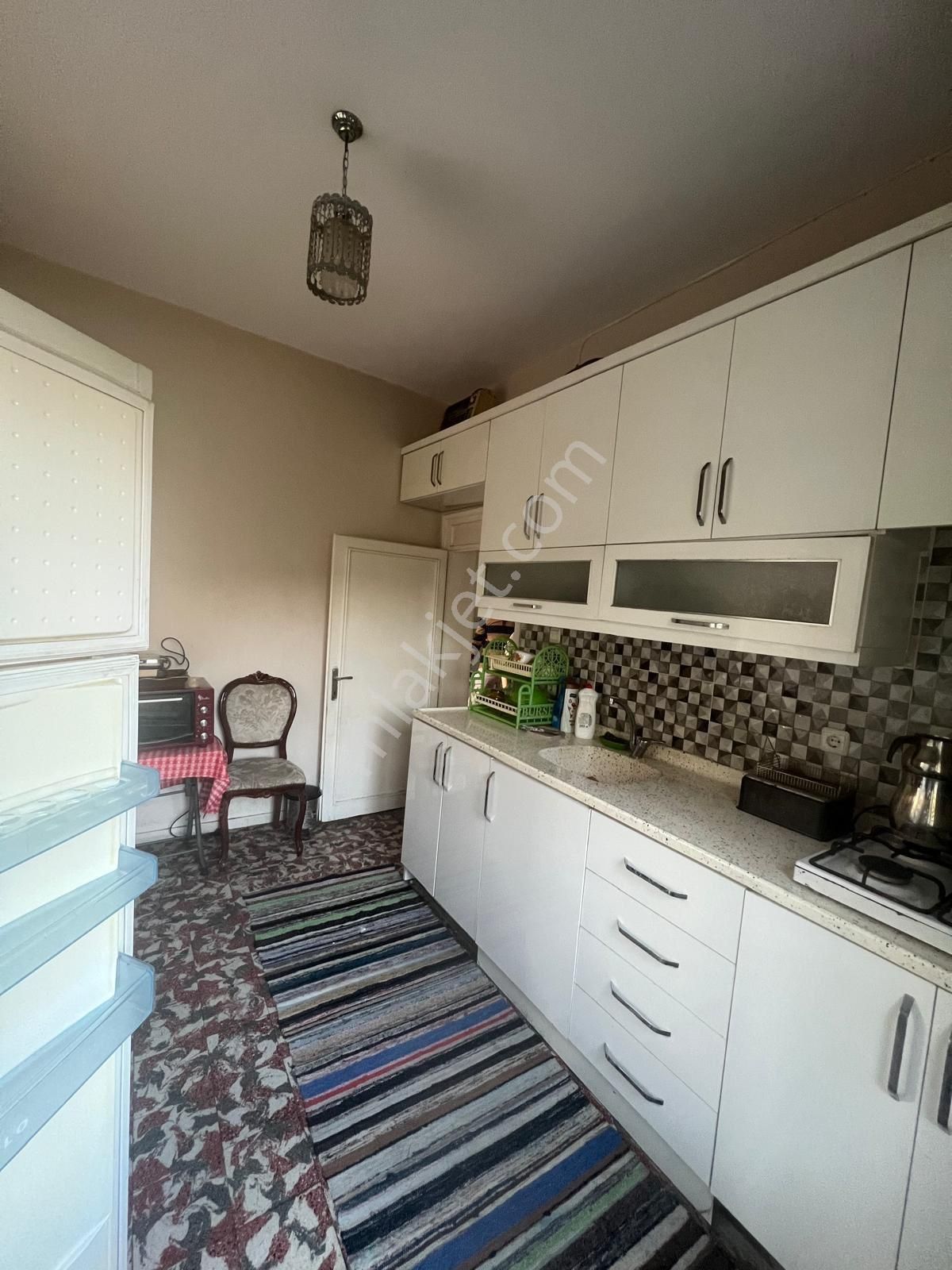 Yeşilevler’de 2+1 Full Eşyalı Kiralık Daire – Hemen Taşının!