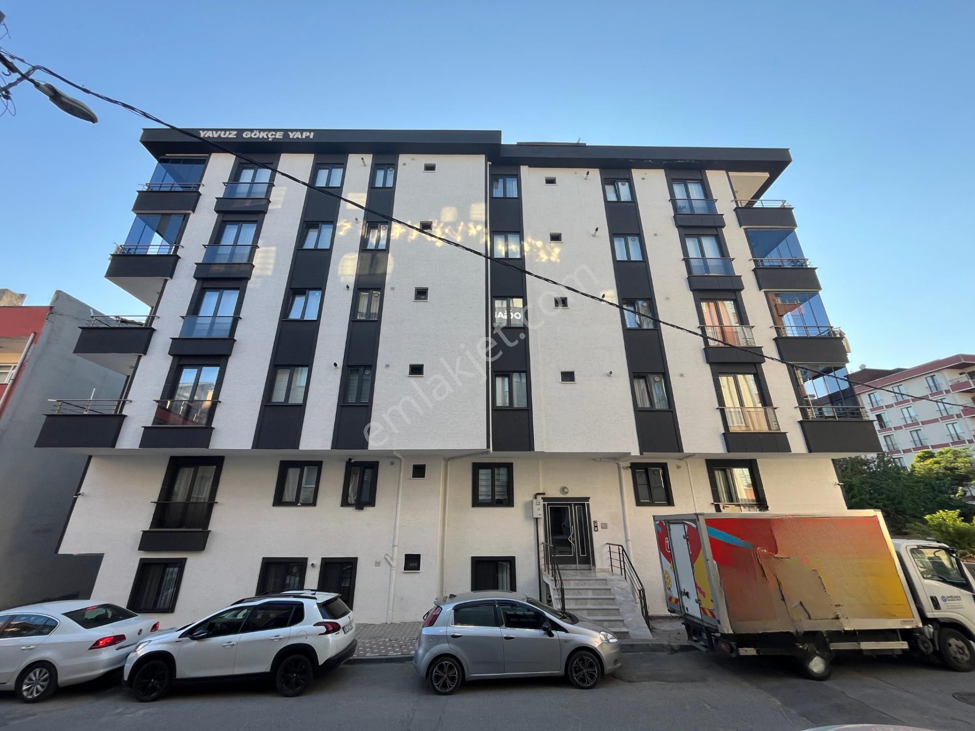 Fırsat Satılık Çekmeköy Aydınlar Yeni Bina Modern 2+1 Daire