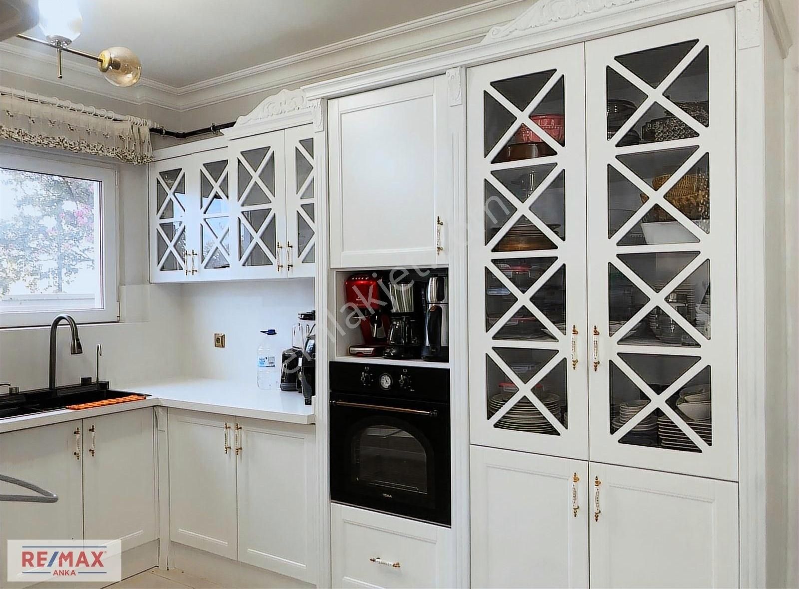 Remax Anka'dan İmrenli Fırtına Sitesinde Satılık Lüx Villa - Görsel 17