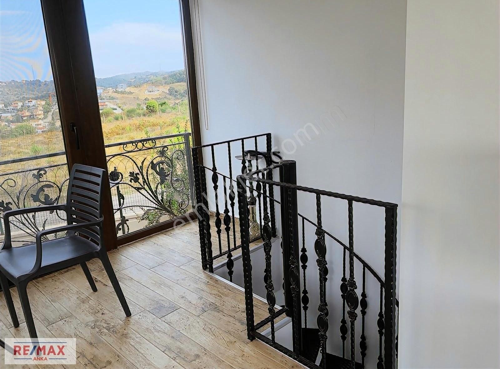 Remax Anka'dan İmrenli Fırtına Sitesinde Satılık Lüx Villa - Görsel 4