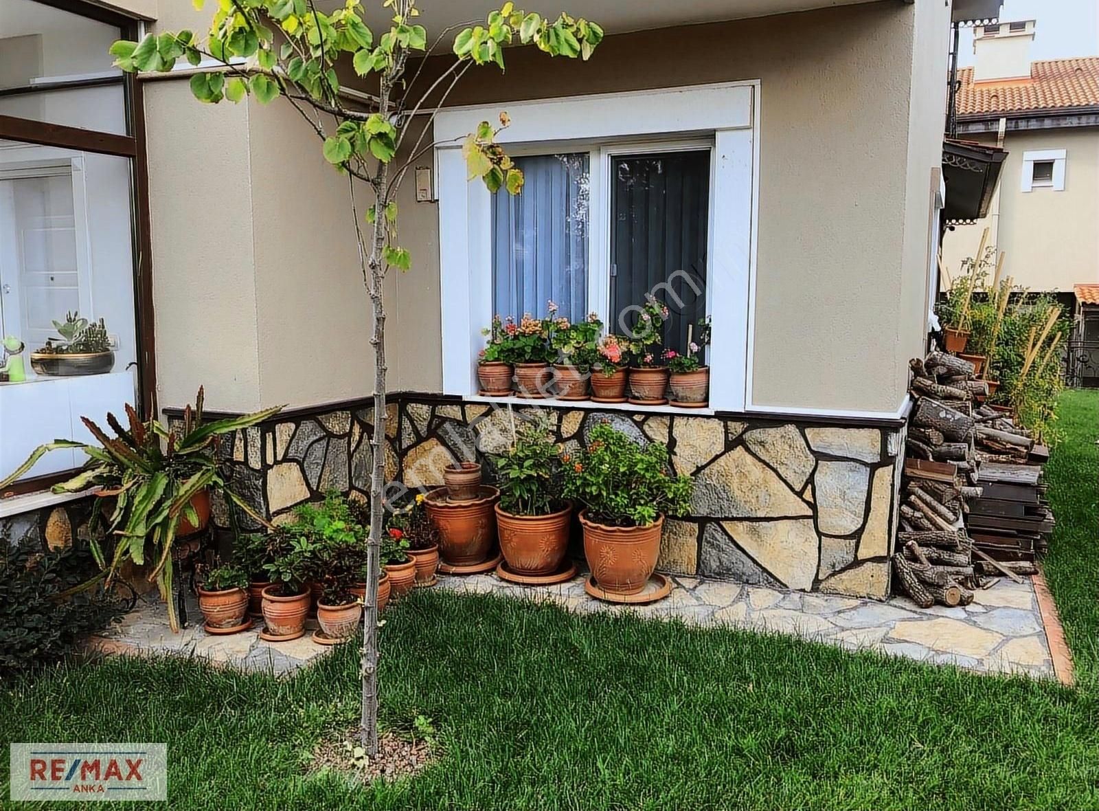 Remax Anka'dan İmrenli Fırtına Sitesinde Satılık Lüx Villa - Görsel 23