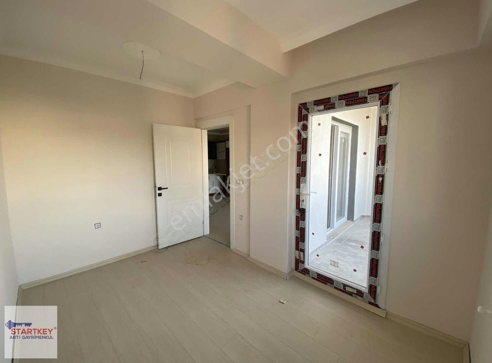 Seyrek Meydan Yakını 1+1 Sıfır Arakat Satılık Daire - Görsel 31