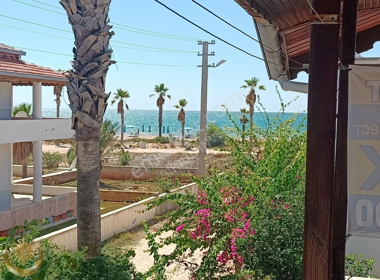 Satılık Denize Sıfır 3+1 Manzaralı Villa